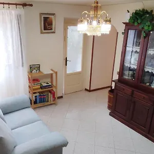 https://casa-zia-beppina.it-tuscanyhotel.com
